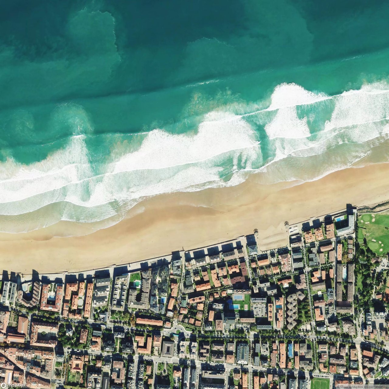 Playa de Zarautz surf break