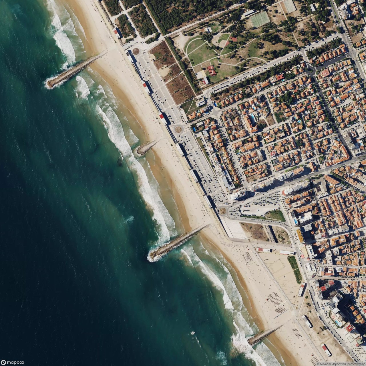 Praia do CDS surf break