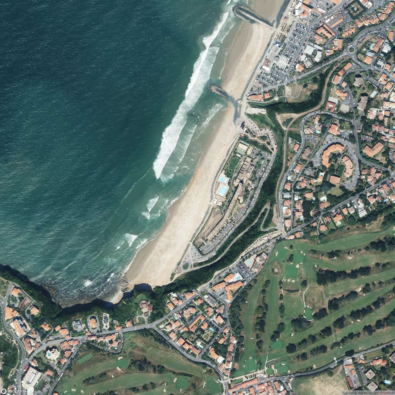 Plage du VVF surf break