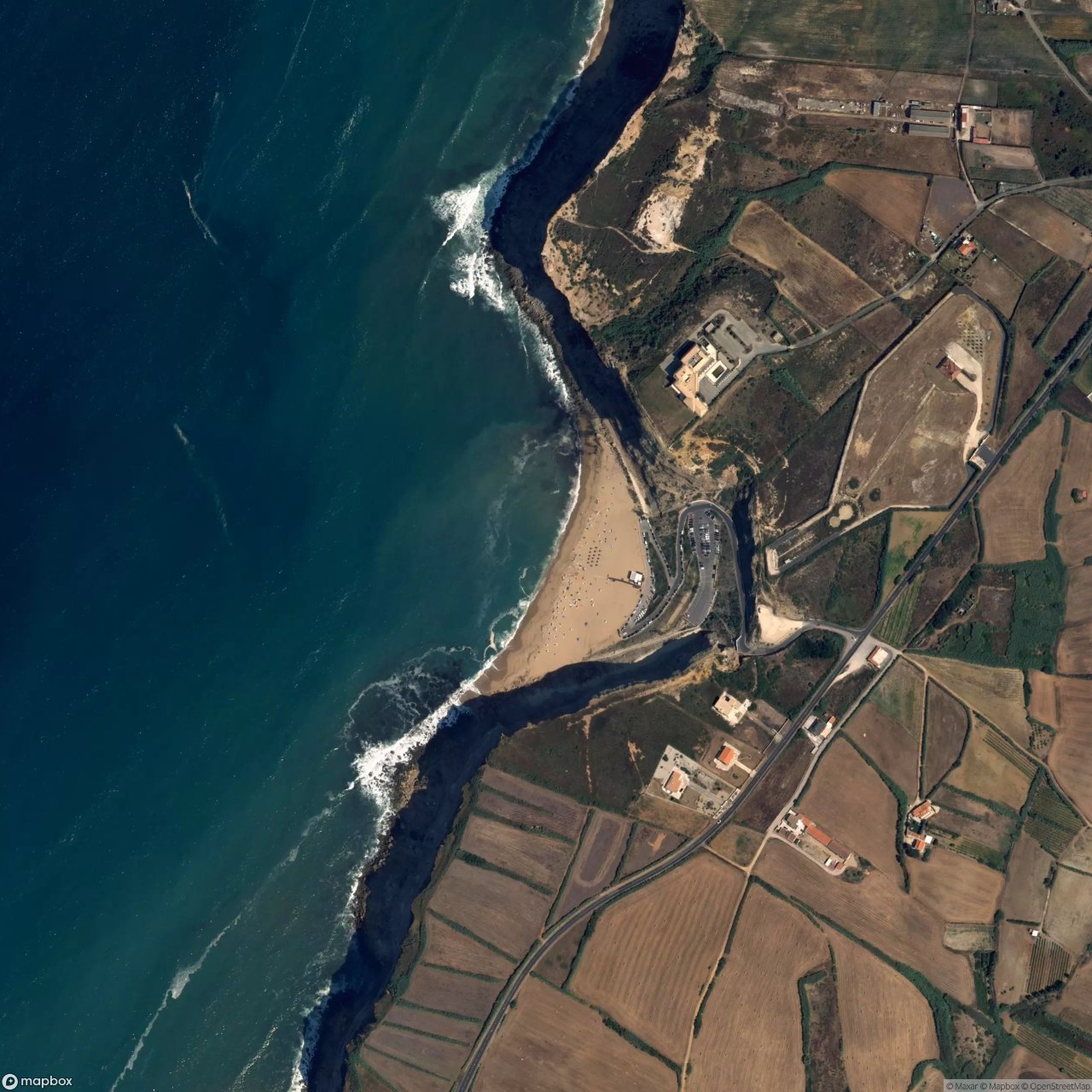 Praia da Calada surf break