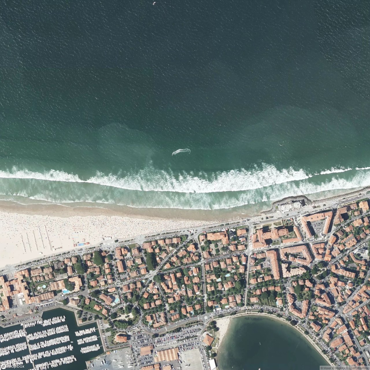 Plage d'Ondarraitz surf break