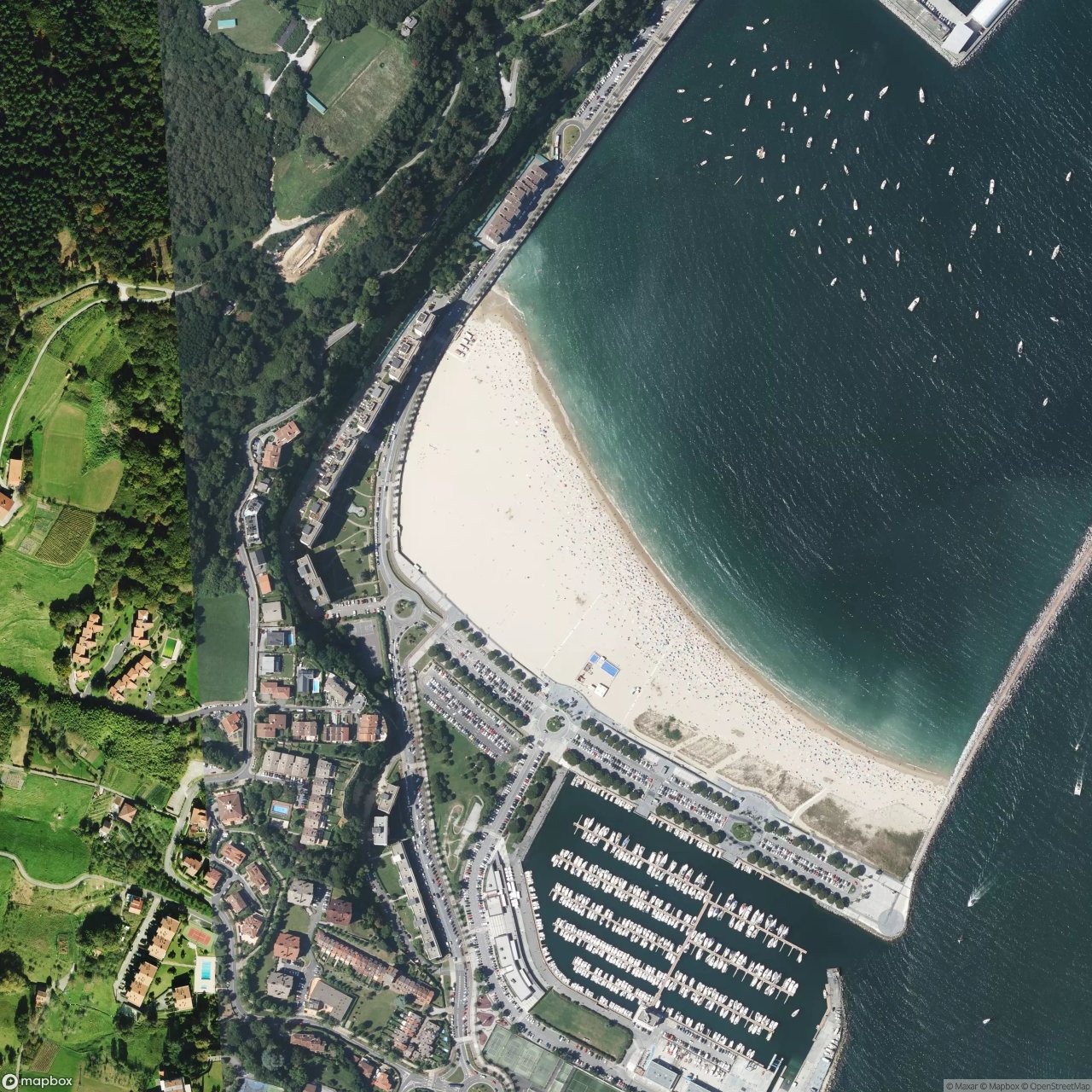 Playa Hondarribia surf break