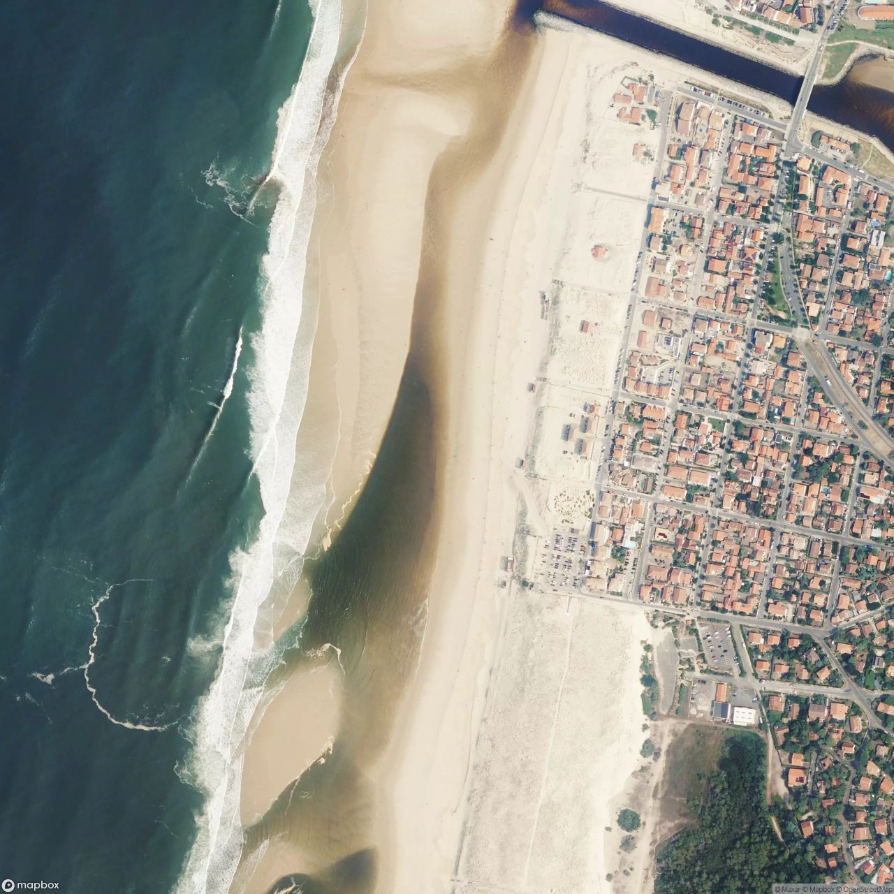Plage Sud Mimizan surf break